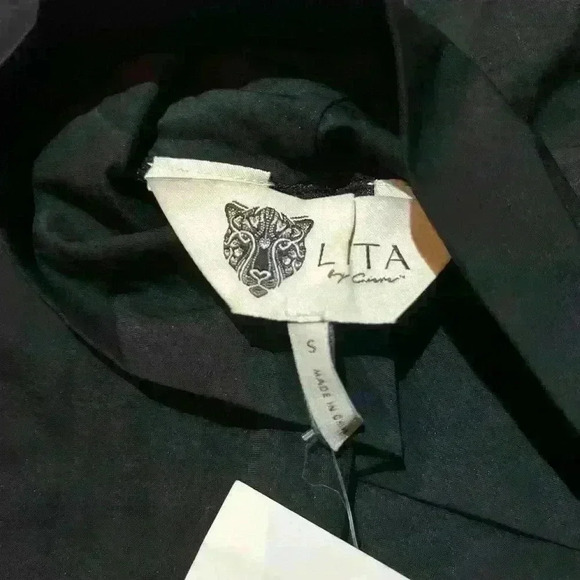 Lita by Ciara Shirt NWT Womens small TURTLENECK IN SENSITIVE Black MSRP $148 - Picture 5 of 5